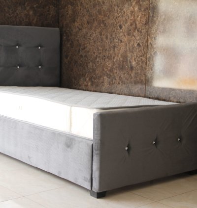 Lit Capitonné Tissu Velours Anti-taches Haute Qualité – LC302